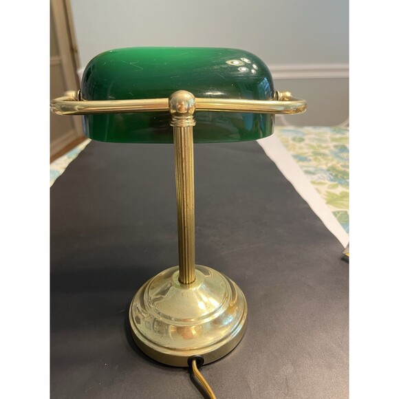Underwriters Laboratories Portable Brass Bankers Desk Lamp Green Glass Tested - Picture 2 of 12